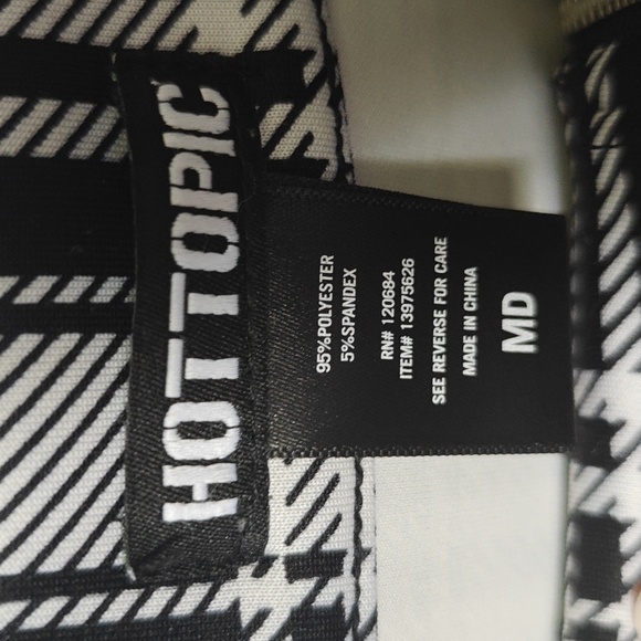 Hot topic plaid skater skirt - Picture 4 of 4